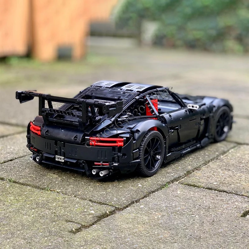 2660 PCS MOC Technology Racing Black Modified Supercar Model Building Blocks Speed Vehicle Bricks Toys Kids Adult Popular Gifts